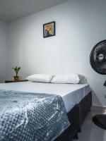 apartamento frente a la clínica Foscal y cerca a centros comerciales - Chambres d'hôtes Floridablanca