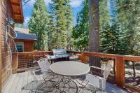 Willow Creek Hideaway - 2 Living Areas & Private Deck - 5 Minutes to Slopes - Bed and Breakfast Tahoma
