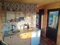 The Perch - Romantic Cabin with Sunset Views - B&B Gurteenulla