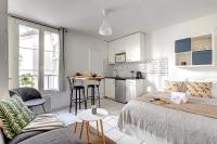 Serenty - Cozy Stay Near Eiffel Tower & Invalides & Seine - B&B Parigi