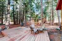 Cozy mountain retreat with deck shared pool-hot tub-sauna - Ferienwohnung Truckee