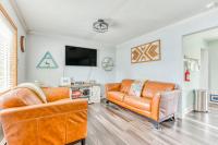 Dog-friendly home 5 blocks from the beach game room & firepit - B&B Seaside