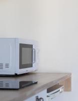 Oikami house - via martiri cefalonia 1 - Milano - B&B San Donato Milanese