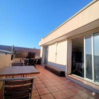 Chambre double climatisée avec terrasse au centre ville chez l'habitant - B&B Draguignan