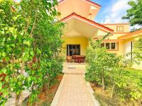 Heavens 4BHK Premium Pool Villa, Uthandi Beach, ECR Chennai - B&B Chennai