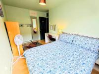 Spacious Double Room - Shared Bathroom - Zone 2 - Smart Lock Entry - No Check In Hassle - B&B Londres