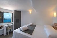 Superior Suite with Outdoor Hot Tub and Sunset View