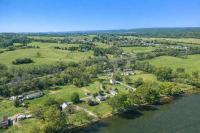 New River Riverfront , Hot Tub & Canoes, Trophy Muskie Fishing , Near VT - Chambres d'hôtes Radford