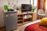 Apartments Kosta-The Lake Walk Central Apartment-free parking 1 - Chambres d'hôtes Ohrid