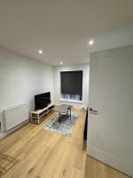 Tranquil 3BD in Watford - B&B Watford