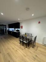 Tranquil 3BD in Watford - B&B Watford