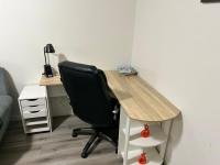 Cozy Family Suite - Avail for Long Stay - Chambres d’hôtes Calgary