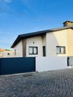Ninho do Carriço · Praia a 200m · Pátio & KidsZone - Chambres d'hôtes Vila Chã