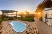 Chalé Mirante, piscina, cachoeira, lago e vista espetacular em Alexânia Goiás - B&B Alexânia