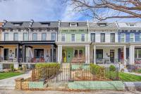 Large Petworth Home - Ideal for Groups and Easy DC Access - Bed and Breakfast Washington