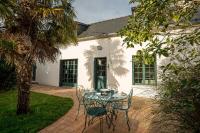 Maison bretonne au calme, vue imprenable sur la mer, grand jardin - Chambres d’hôtes Pleubian