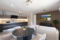 AURA Apartment - B&B La Pineda