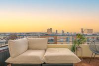 Charmant et Chaleureux avec garage privé - B&B Villeurbanne