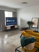 Spacious Three-Bedroom Apartment - B&B Kristinestad