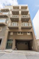 Valley & Sea View 2BR Penthouse - 6 mins to Balluta Bay by QuickTrips - B&B San Julián