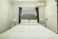 Cozy 1-Bedroom Apartment in Kingston with Modern Amenities - Chambres d'hôtes Kingston
