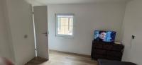 Single Room with Shared Bathroom