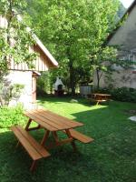 Joe`s Place, House in the Triglav National Park - Bed and Breakfast Log pod Mangartom
