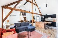 Large bright apartment - B&B Lessines
