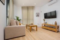 New 1BR1BA next to Gitanos church - private entry - B&B Sevilla