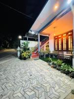 Rich Grove Inn - B&B Ella Town