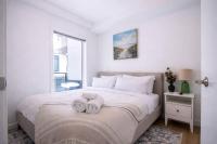 New King Bed Suite Near DT Stampede UG Parking - Ferienwohnung Calgary