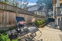 Beautiful Cozy and Private Two Bedroom& One Bathroom - B&B Vancouver