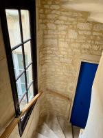 Charmant Duplex vue sur la place St Sauveur - B&B Caen