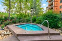 Baskins Creek 512 - Bed and Breakfast Gatlinburg