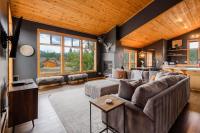 The Modern Moose Lodge - House in Truckee with a full kitchen and hot tub - B&B Truckee