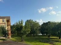 Lakefront and Lake View Condo on Indian Point - B&B Branson