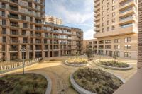 Stylish 2-Bedroom Apartment with Terrace - Ferienwohnung Ostende