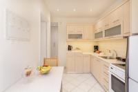 Renovated comfy apartment near Athens Airport - B&B Atene