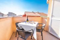 Apartment Hannah - Ferienwohnung Novalja