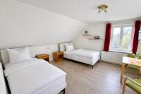 Zweibettzimmer mit Bad