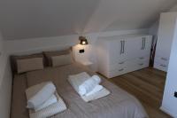 Mahne Apartment - Bed and Breakfast Kranj