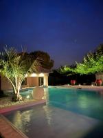 Chic and Chill Guest House, gite Bali - Bed and Breakfast Vallon-Pont-d'Arc