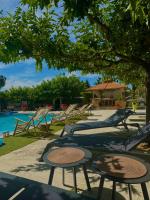 Chic and Chill Guest House, gite Provençal - Bed and Breakfast Vallon-Pont-d'Arc