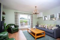 Stylish 3-Bed Home - Sleeps 5 - Bishop Auckland - Bed and Breakfast Coundon