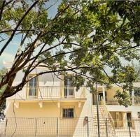 Gaea Family House near Beaches & Historic Sites - B&B Chomatáda