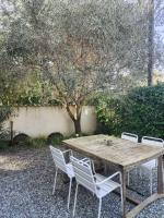 Chaleureux appartement - Ferienwohnung Nîmes