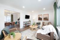 Family Friendly 4 BR Home Close To Downtown CLE! - B&B Cleveland