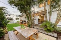 Luxe Retreat - Buddina Beachside - Heated pool - B&B Poatina
