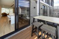 Park in the Garage - Walk to the Stadium - B&B Christchurch