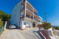 Apartments in Crikvenica 39208 - Bed and Breakfast Crikvenica
